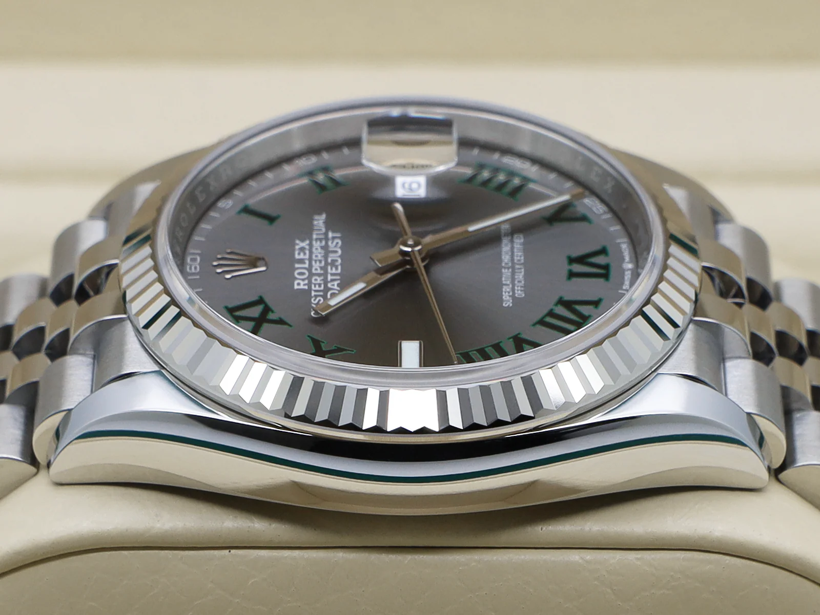 GENTS ROLEX DATEJUST 36mm 126234 STAINLESS STEEL WIMBLEDON DIAL WARRANTY 2022 UK B&P - Image 7