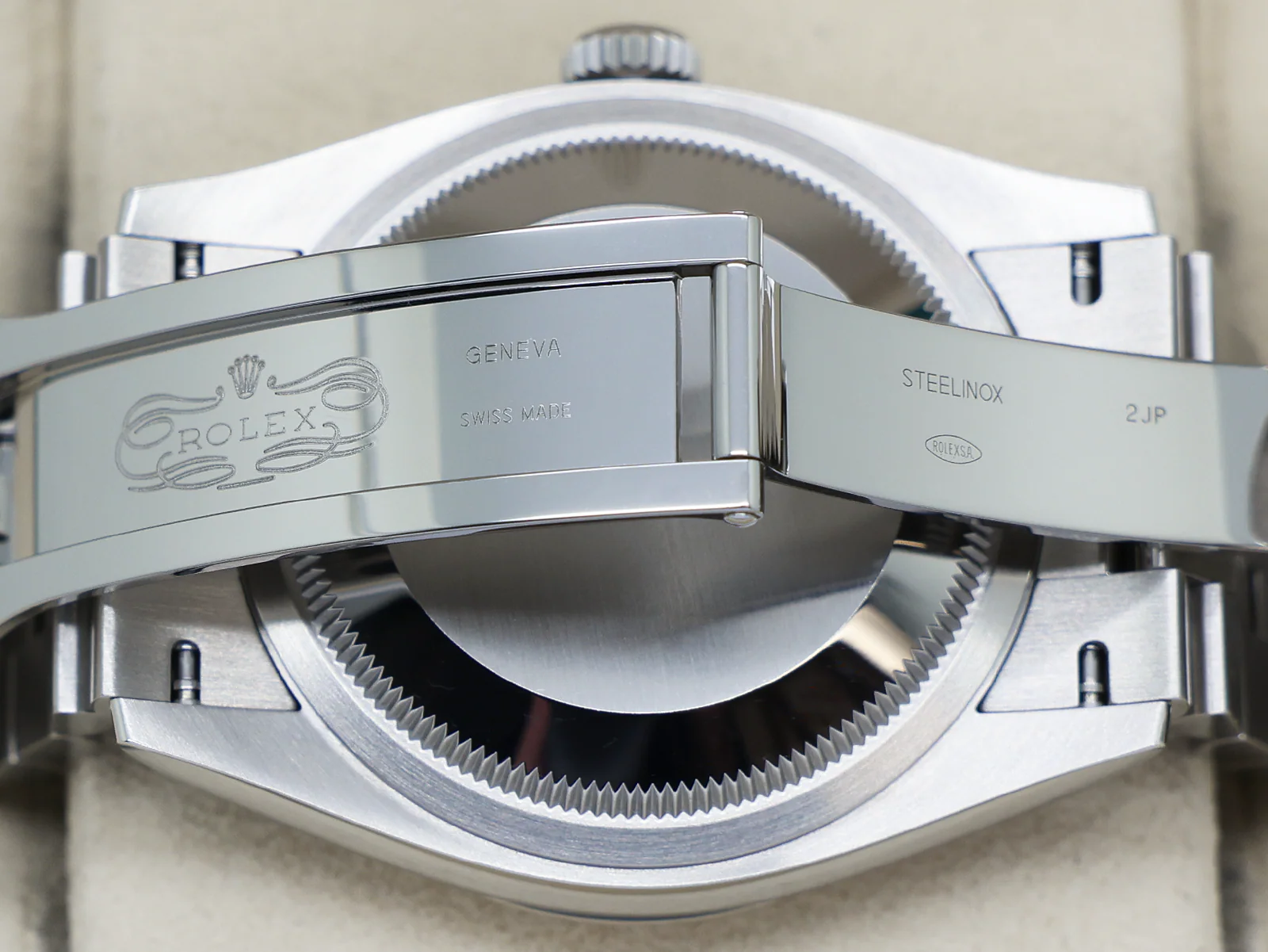 GENTS ROLEX DATEJUST 36mm 126234 STAINLESS STEEL WIMBLEDON DIAL WARRANTY 2022 UK B&P - Image 9