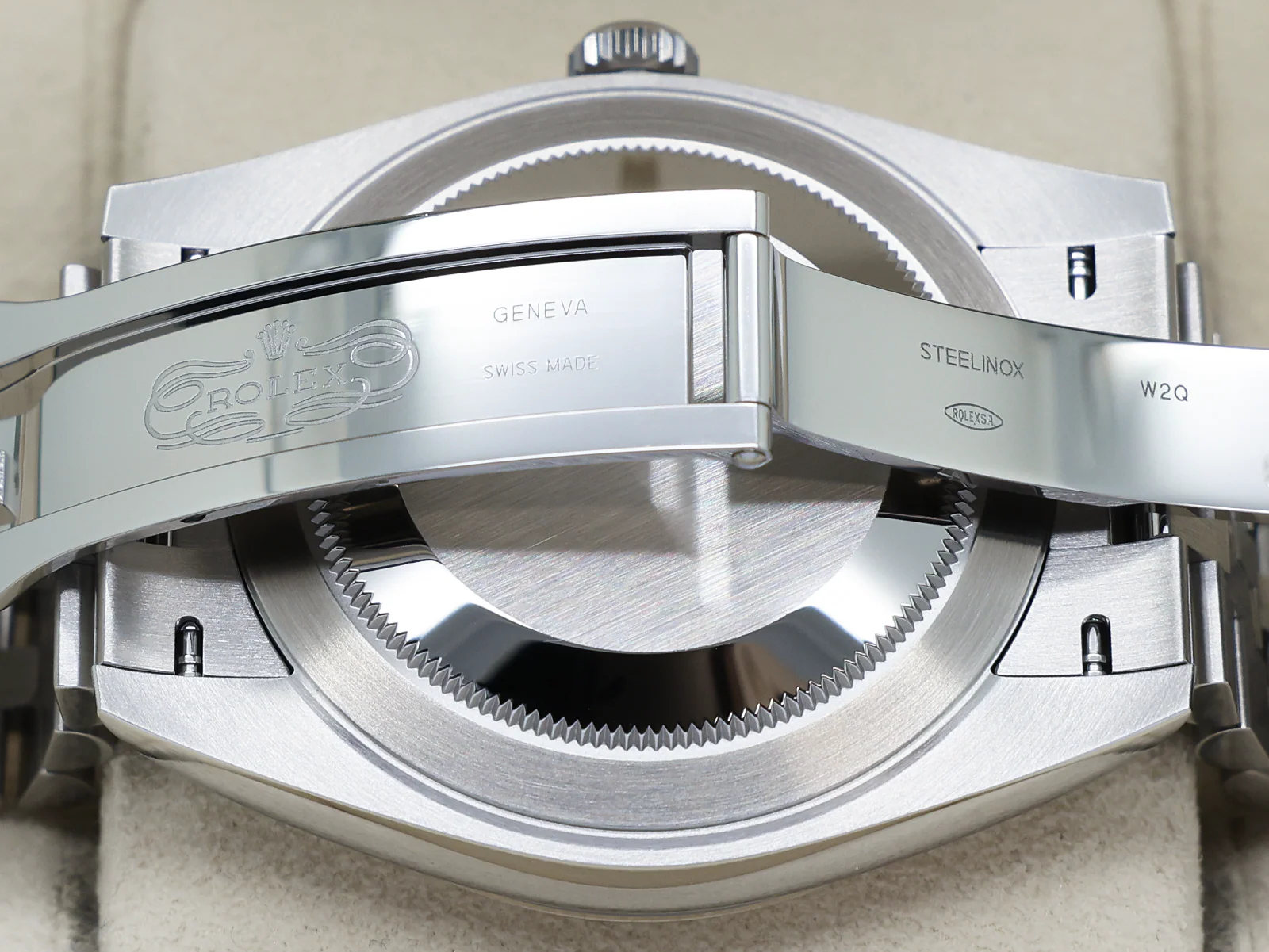 GENTS ROLEX DATEJUST 41mm 126334 STAINLESS STEEL MINT GREEN DIAL UNWORN 2026 UK B&P - Image 8