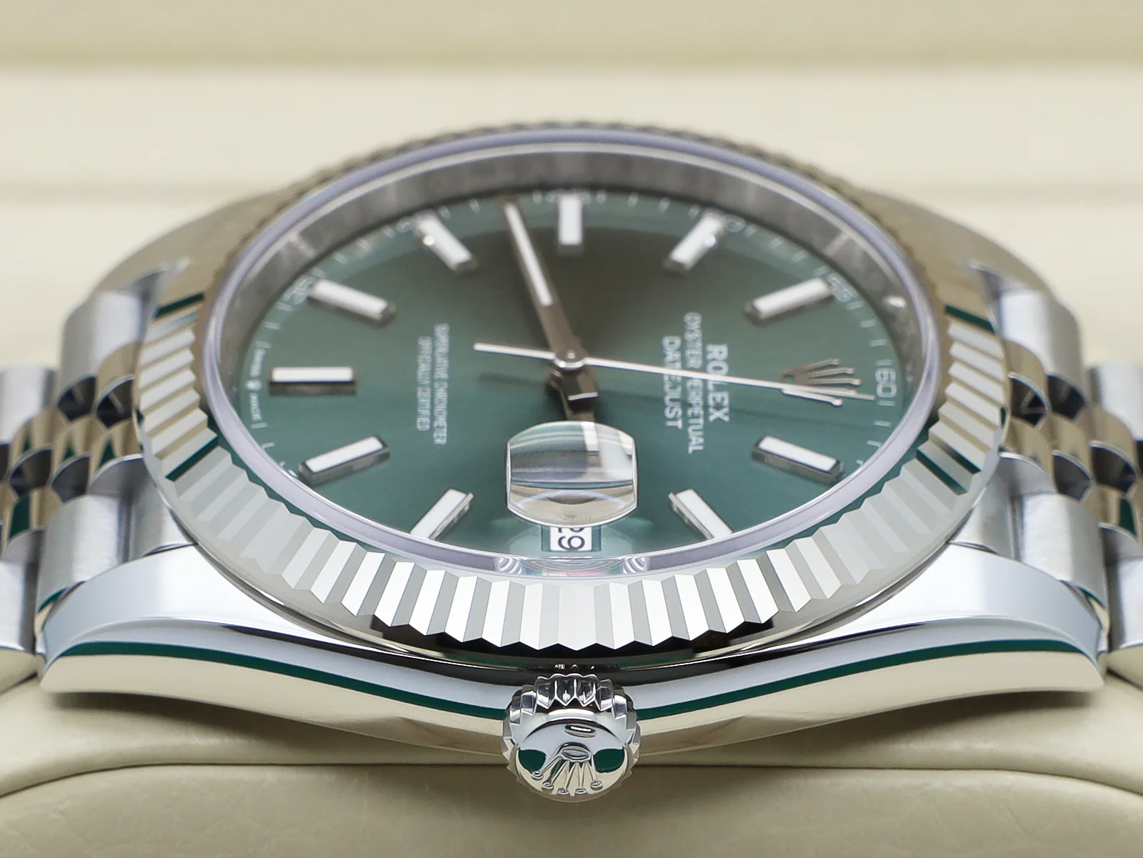 GENTS ROLEX DATEJUST 41mm 126334 STAINLESS STEEL MINT GREEN DIAL WARRANTY 2025 UK B&P - Image 4