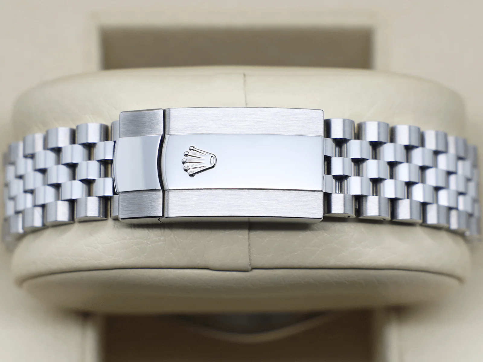 GENTS ROLEX DATEJUST 41mm 126334 STAINLESS STEEL MINT GREEN DIAL WARRANTY 2025 UK B&P - Image 5