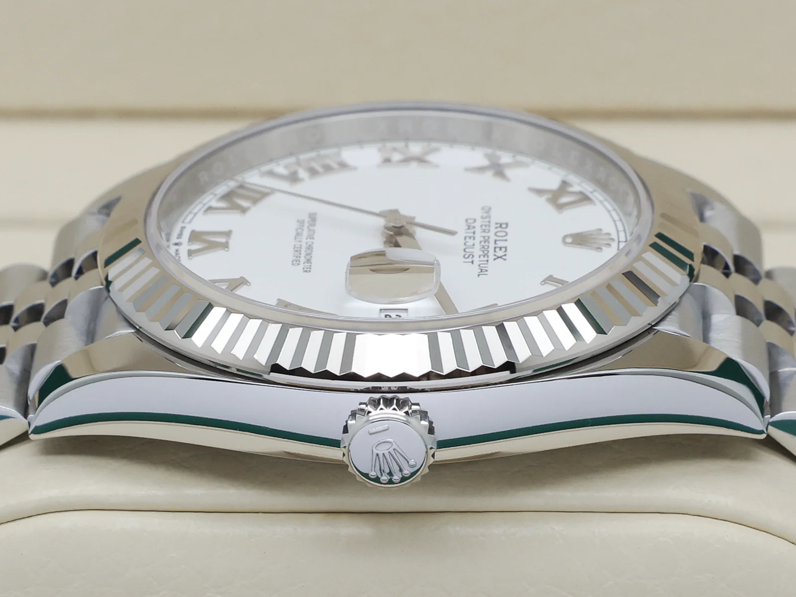 GENTS ROLEX DATEJUST 41mm 126334 STAINLESS STEEL WHITE DIAL WARRANTY 2022 UK B&P - Image 4
