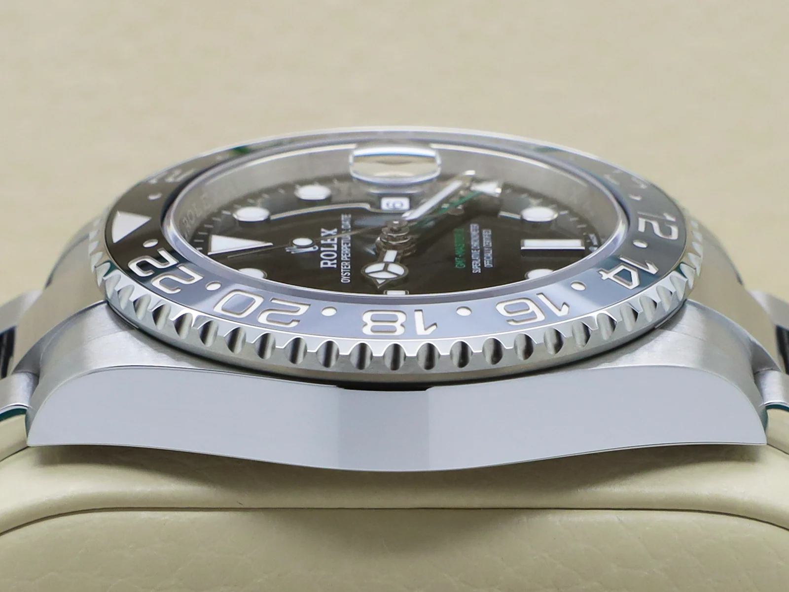GENTS ROLEX GMT-MASTER II BRUCE WAYNE 126710GRNR STAINLESS STEEL WARRANTY 2024 UK B&P - Image 4
