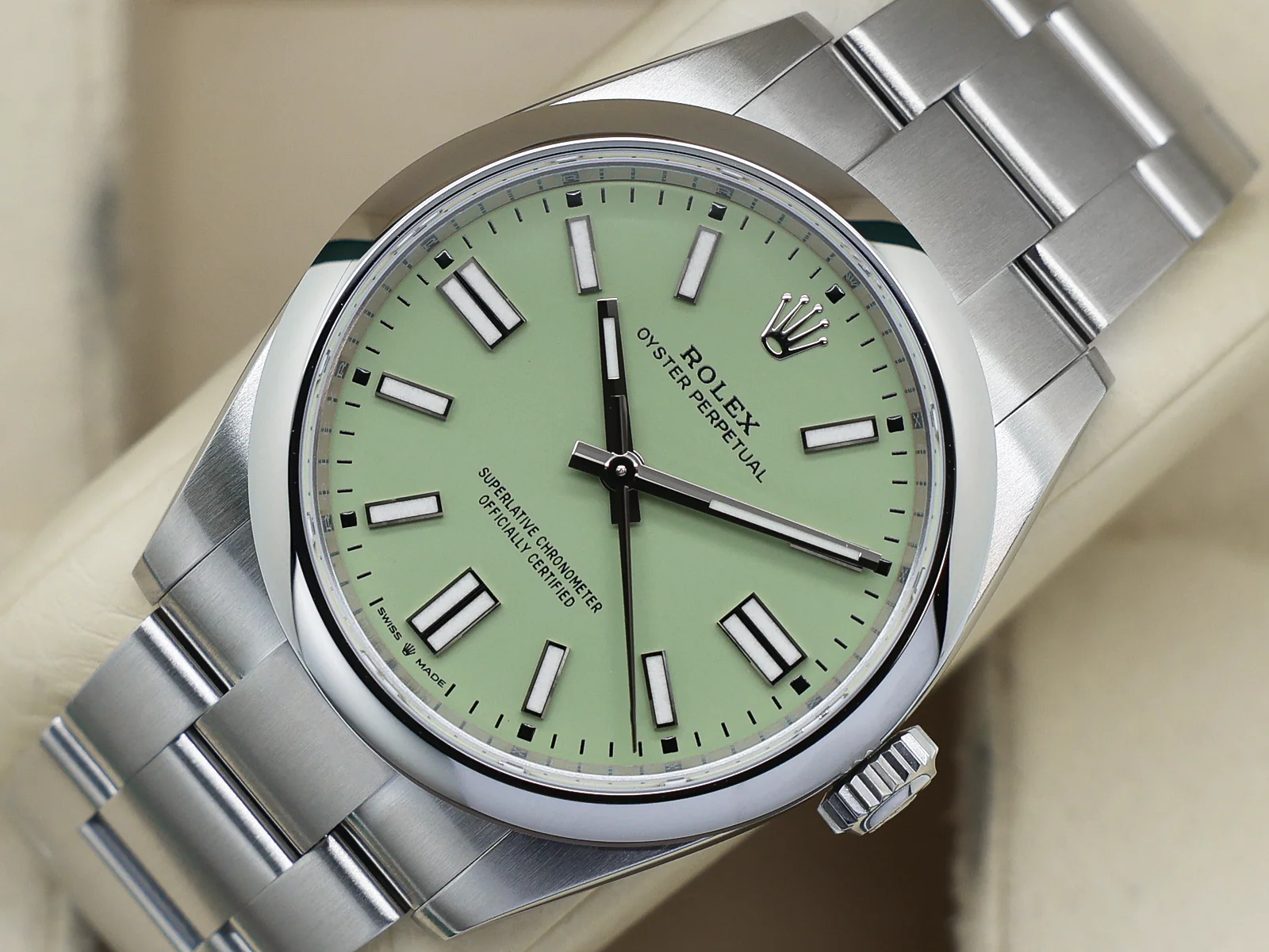 GENTS ROLEX OYSTER PERPETUAL 41mm 134300 STAINLESS STEEL PISTACHIO DIAL UNWORN STICKERS 2026 UK B&P - Image 3