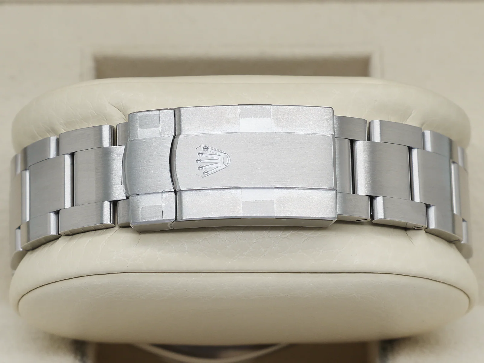 GENTS ROLEX OYSTER PERPETUAL 41mm 134300 STAINLESS STEEL PISTACHIO DIAL UNWORN STICKERS 2026 UK B&P - Image 5