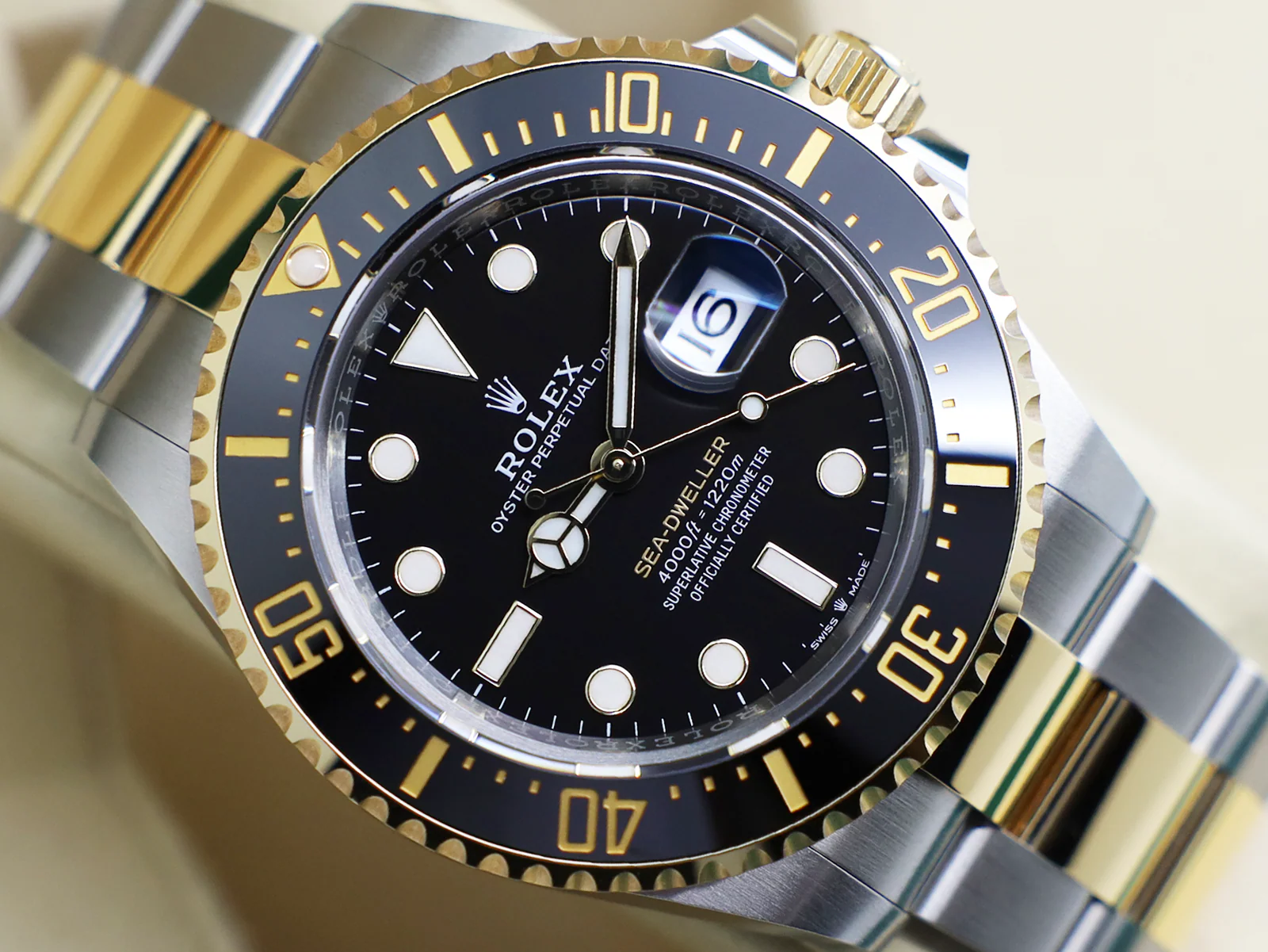 GENTS ROLEX SEA-DWELLER 43mm 126603 YELLOW GOLD STAINLESS STEEL WARRANTY 2023 UK B&P - Image 6