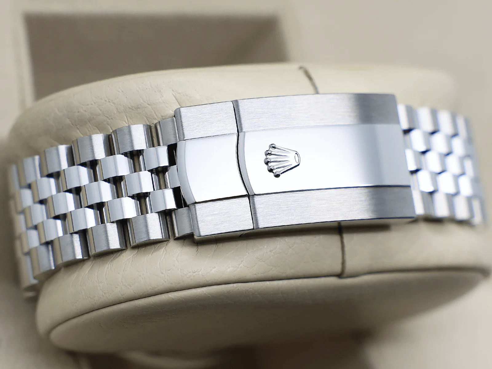 GENTS ROLEX SKY-DWELLER 42mm 336934 STAINLESS STEEL MINT GREEN DIAL NEW MODEL WARRANTY STICKERS 2025 UK B&P - Image 8