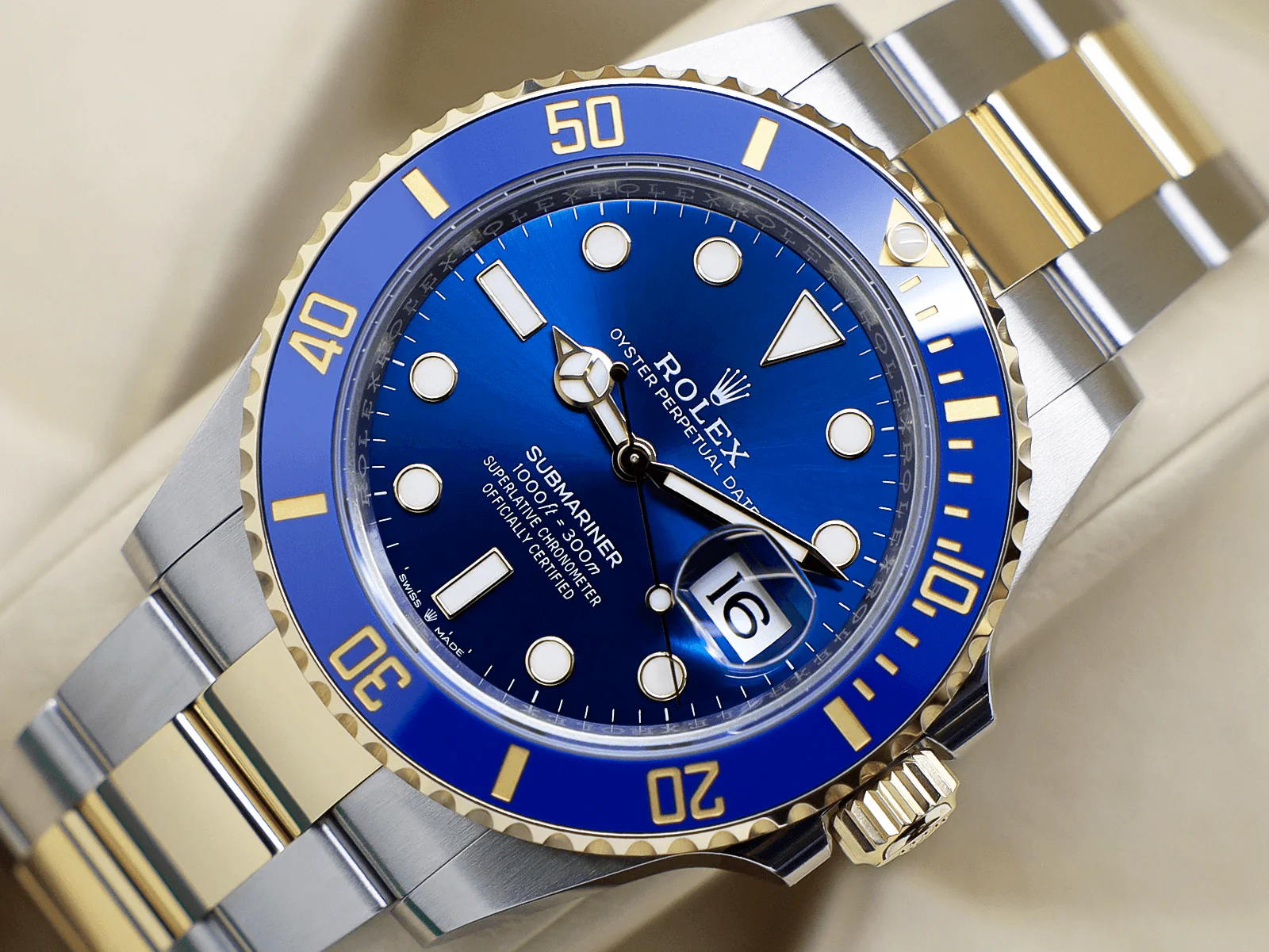 GENTS ROLEX SUBMARINER DATE 41mm 126613LB 18ct YELLOW GOLD/STEEL BLUE DIAL WARRANTY 2025 UK B&P - Image 3