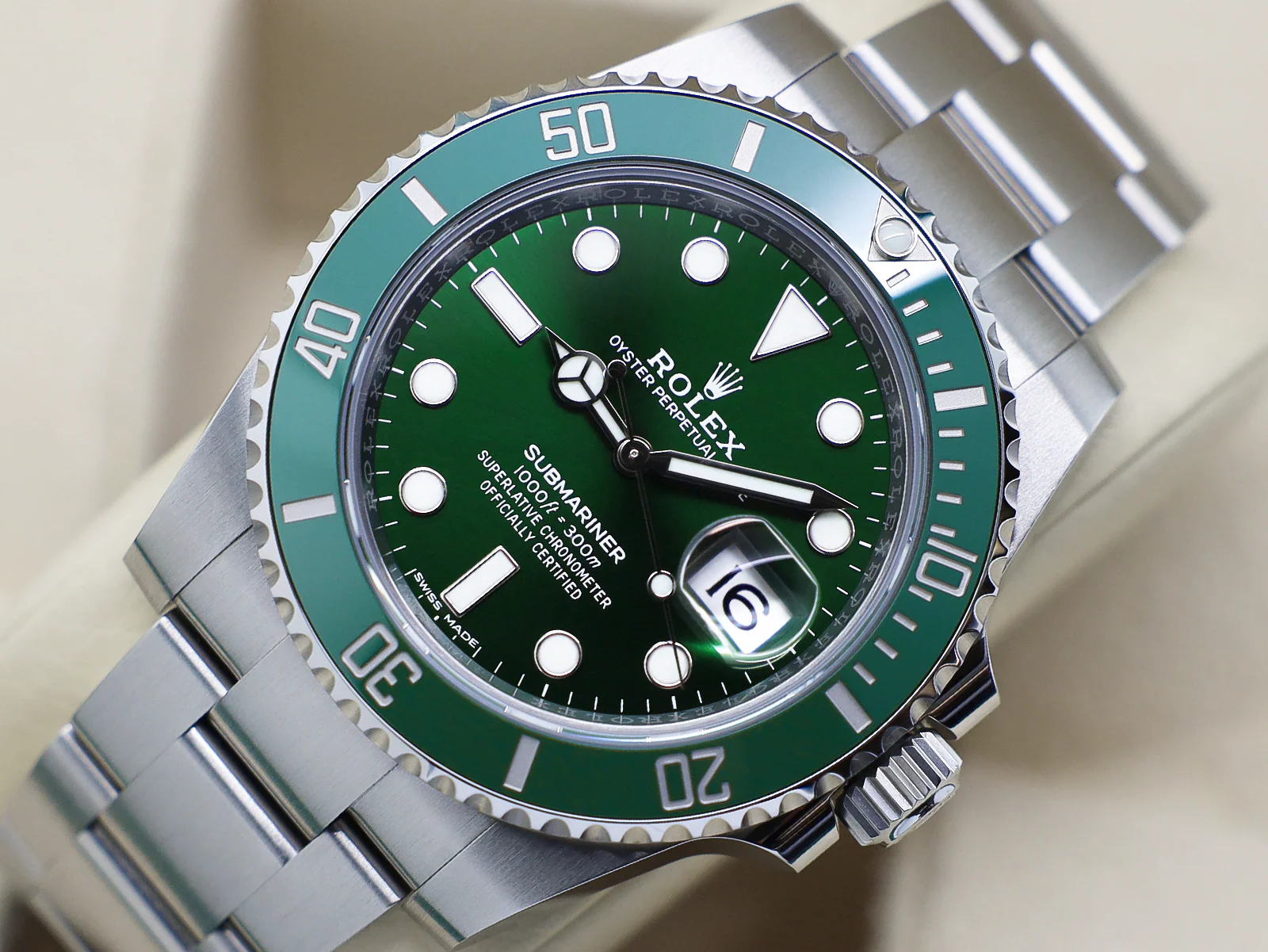 GENTS ROLEX SUBMARINER DATE HULK 40mm 116610LV STAINLESS STEEL WARRANTY STICKERS 2019 UK B&P - Image 3