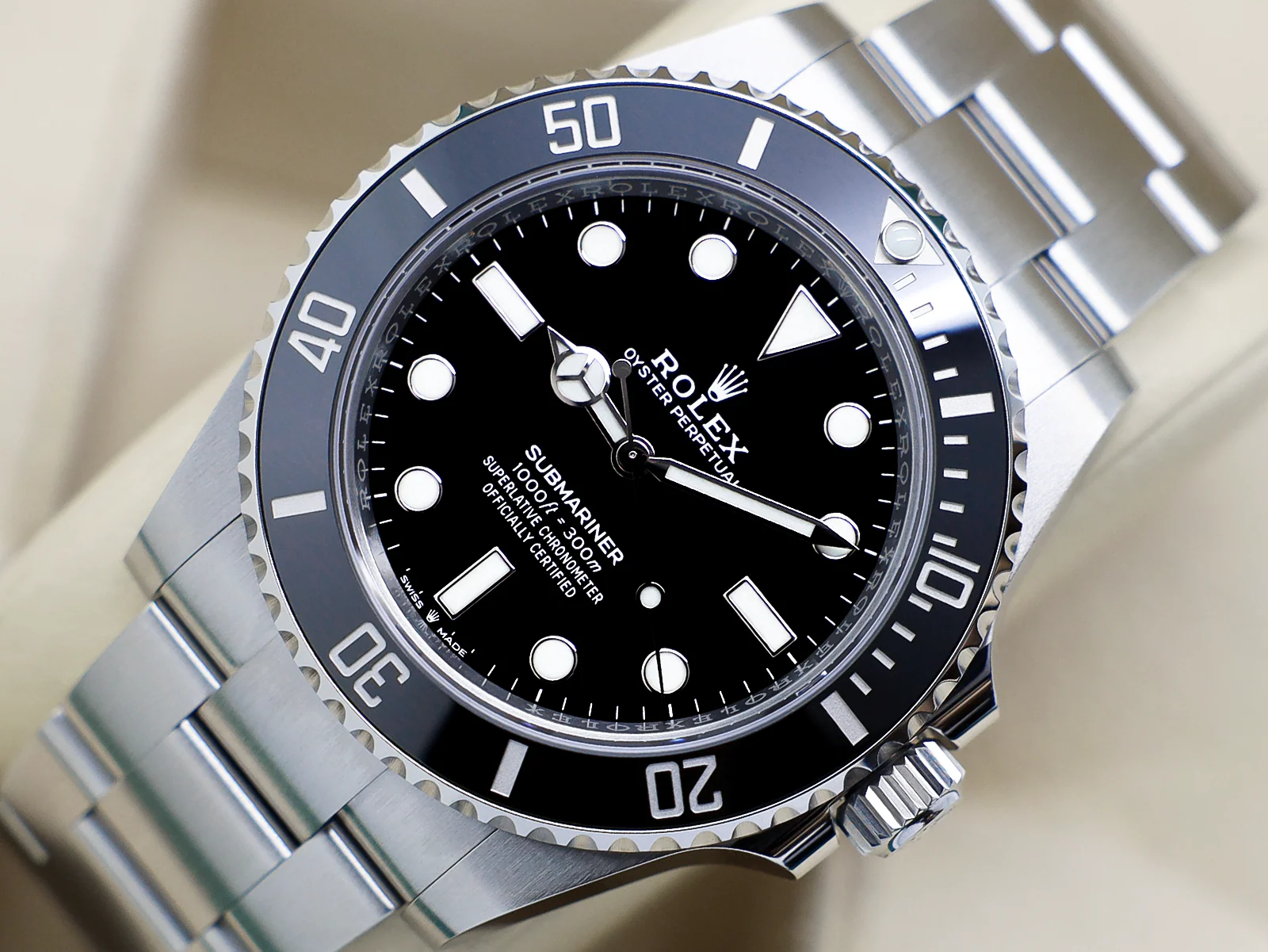 GENTS ROLEX SUBMARINER NON DATE 41mm 124060 STAINLESS STEEL UNWORN 2026 UK B&P - Image 3