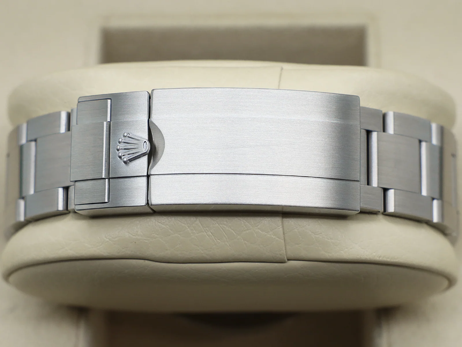 GENTS ROLEX SUBMARINER NON DATE 41mm 124060 STAINLESS STEEL UNWORN 2026 UK B&P - Image 5