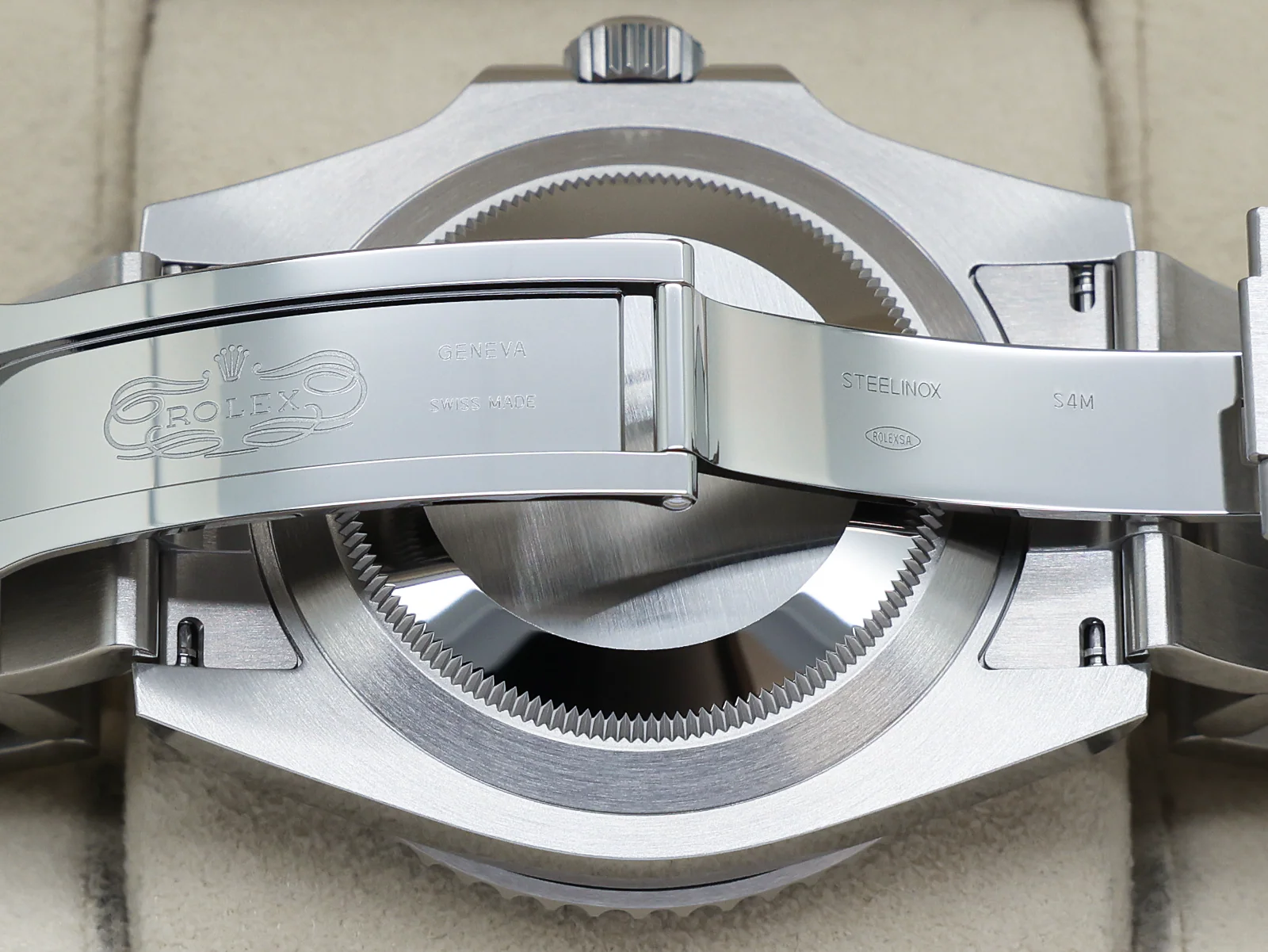 GENTS ROLEX SUBMARINER NON DATE 41mm 124060 STAINLESS STEEL UNWORN 2026 UK B&P - Image 9