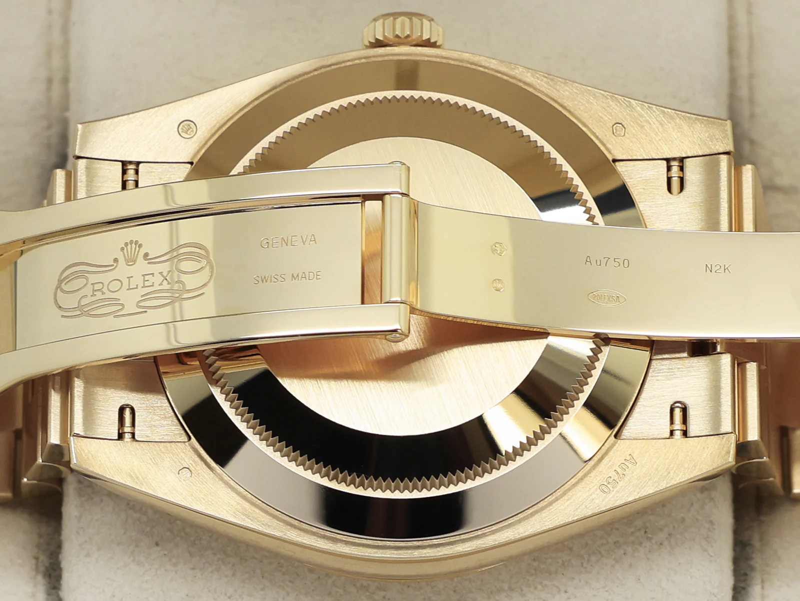ROLEX DAY-DATE 40mm 18ct YELLOW GOLD 228238 WHITE ROMAN NUMERAL DIAL WARRANTY 2023 UK B&P - Image 9