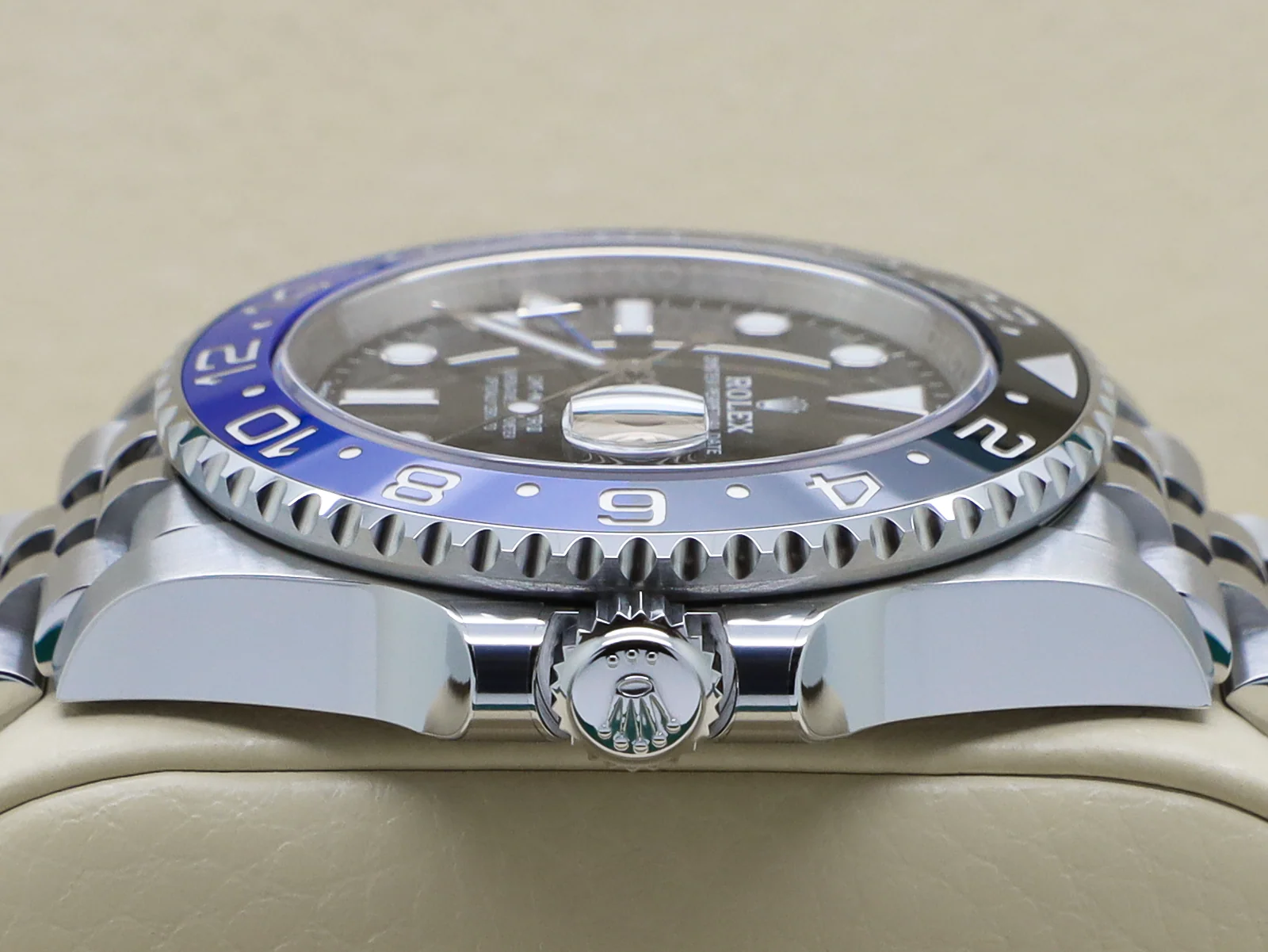 ROLEX GMT-MASTER II BATGIRL 126710BLNR STAINLESS STEEL WARRANTY 2025 UK B&P - Image 4