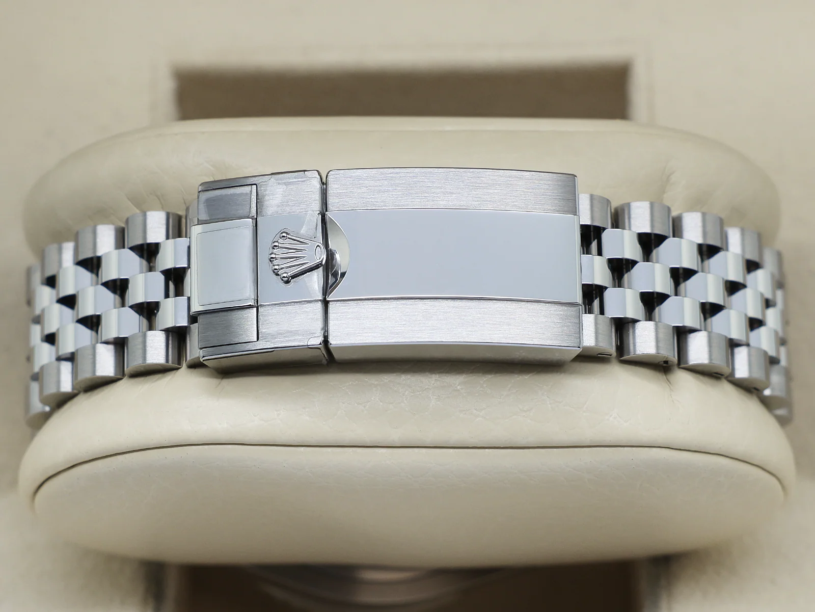 ROLEX GMT-MASTER II BATGIRL 126710BLNR STAINLESS STEEL WARRANTY 2026 B&P - Image 5