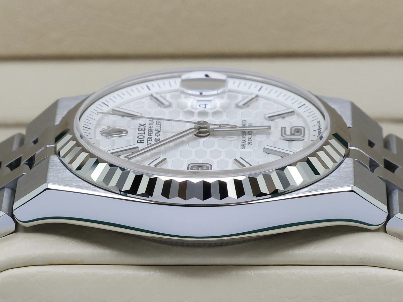 ROLEX LAND-DWELLER 36mm 127234 STAINLESS STEEL WHITE DIAL WARRANTY 2025 UK B&P - Image 4