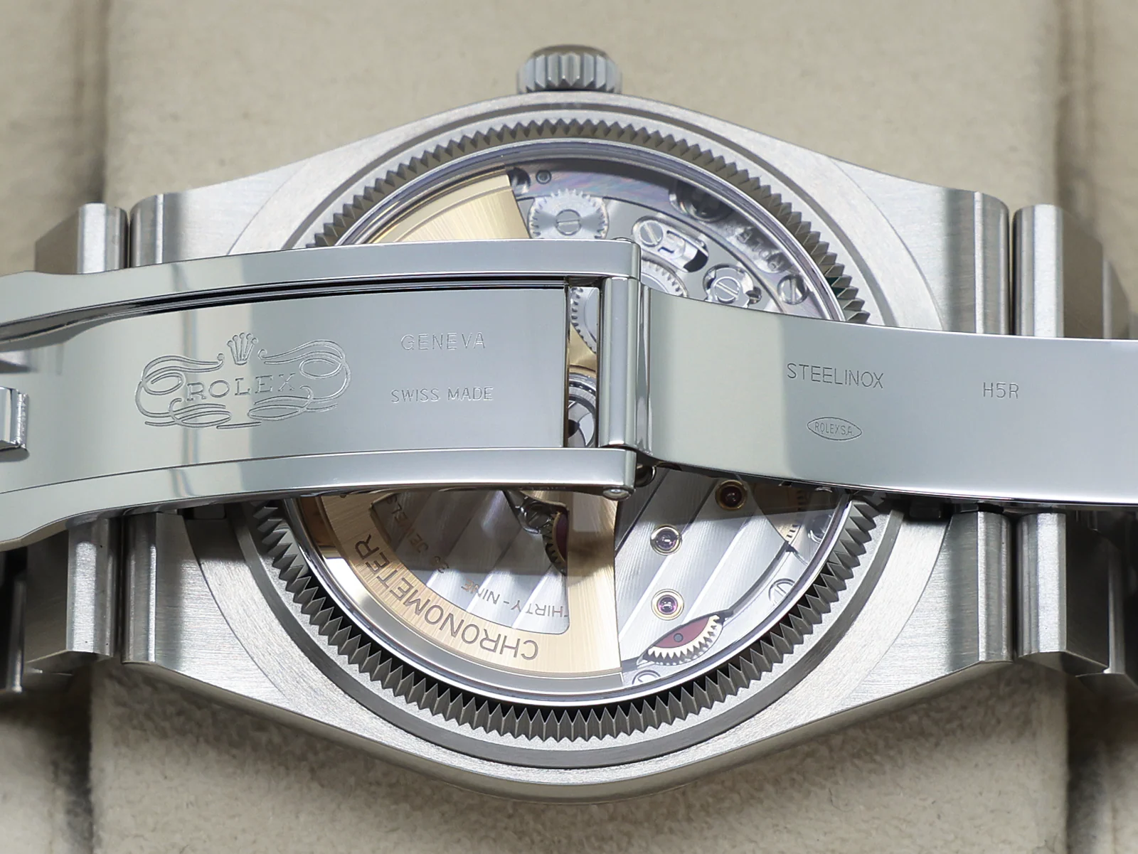 ROLEX LAND-DWELLER 36mm 127234 STAINLESS STEEL WHITE DIAL WARRANTY 2025 UK B&P - Image 9