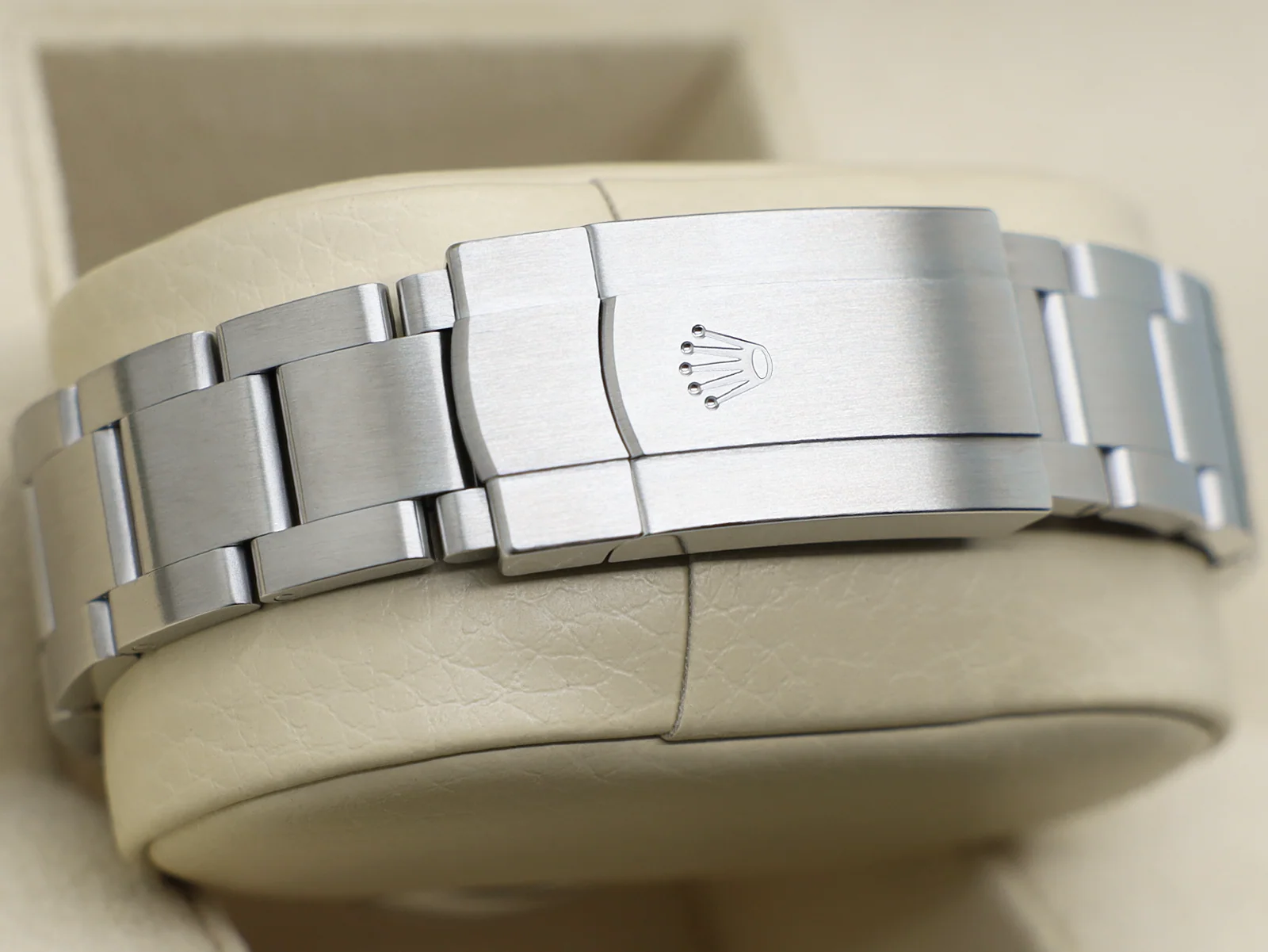 ROLEX OYSTER PERPETUAL 36mm 126000 STAINLESS STEEL CANDY PINK DIAL UNWORN 2026 UK B&P - Image 5